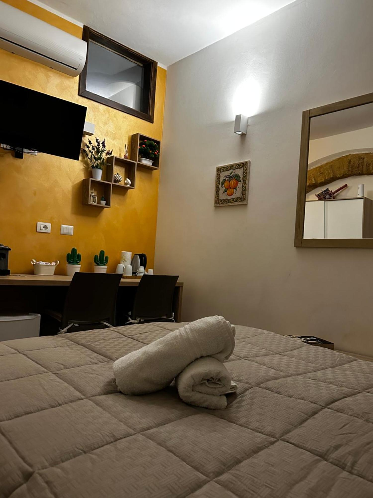 O Munti Rooms Agrigent Exterior foto
