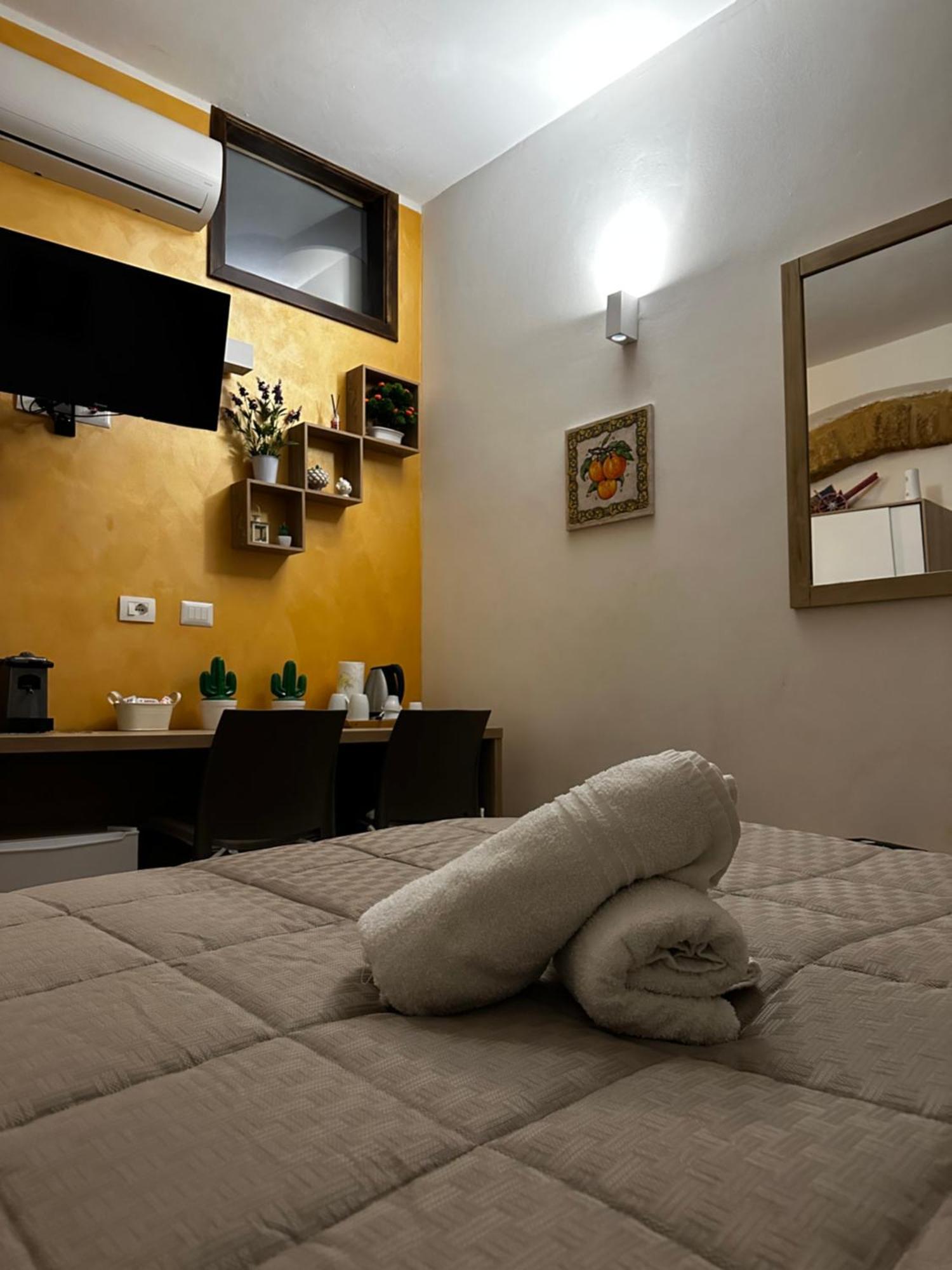 O Munti Rooms Agrigent Exterior foto