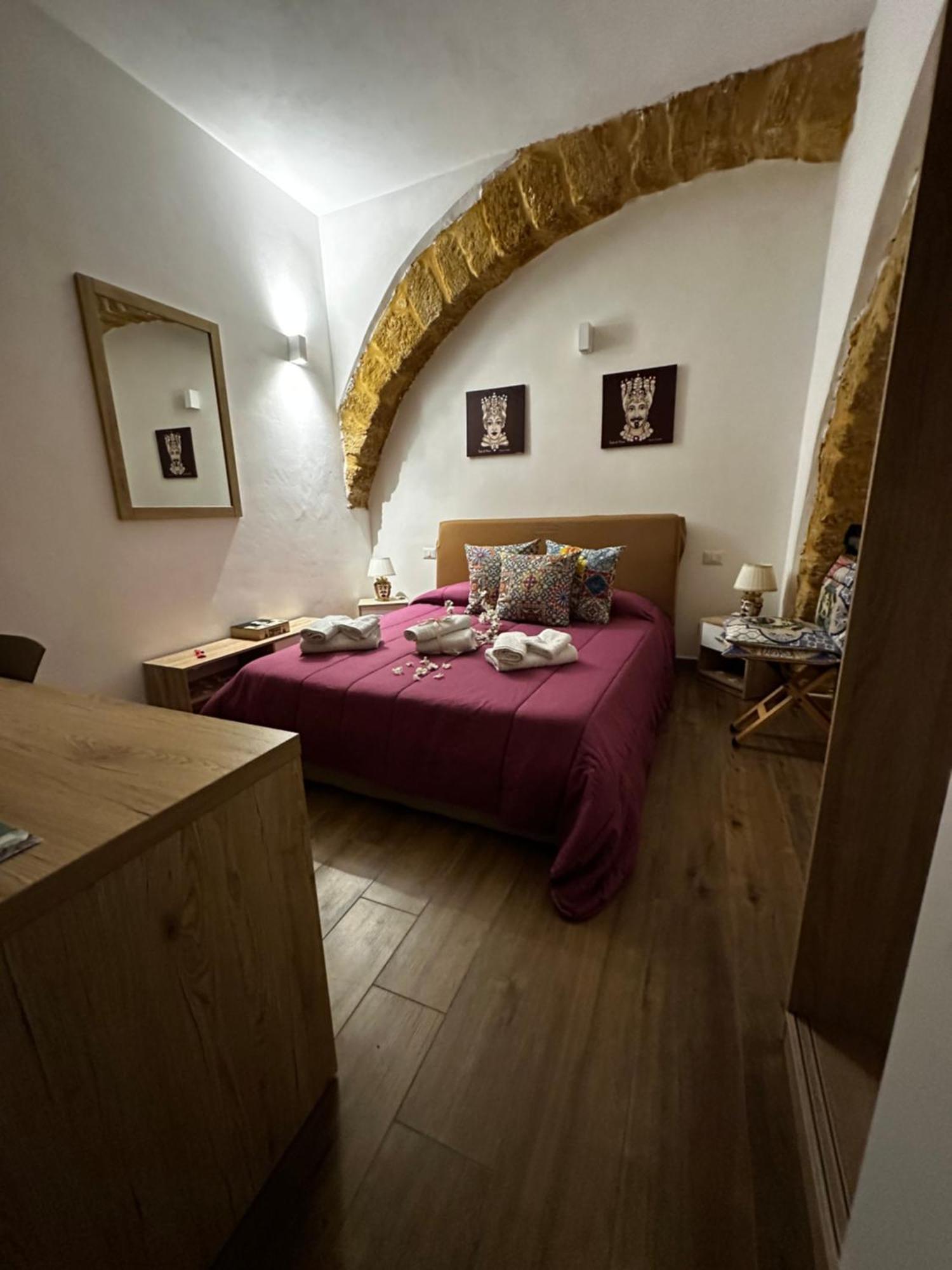 O Munti Rooms Agrigent Exterior foto